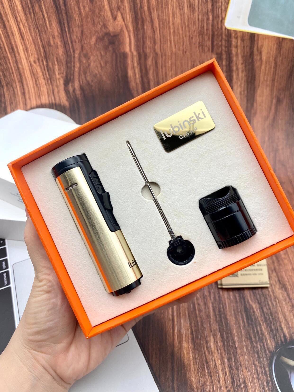 z3707604301696_e32a3e1cc297194e4a2f13548a03acec