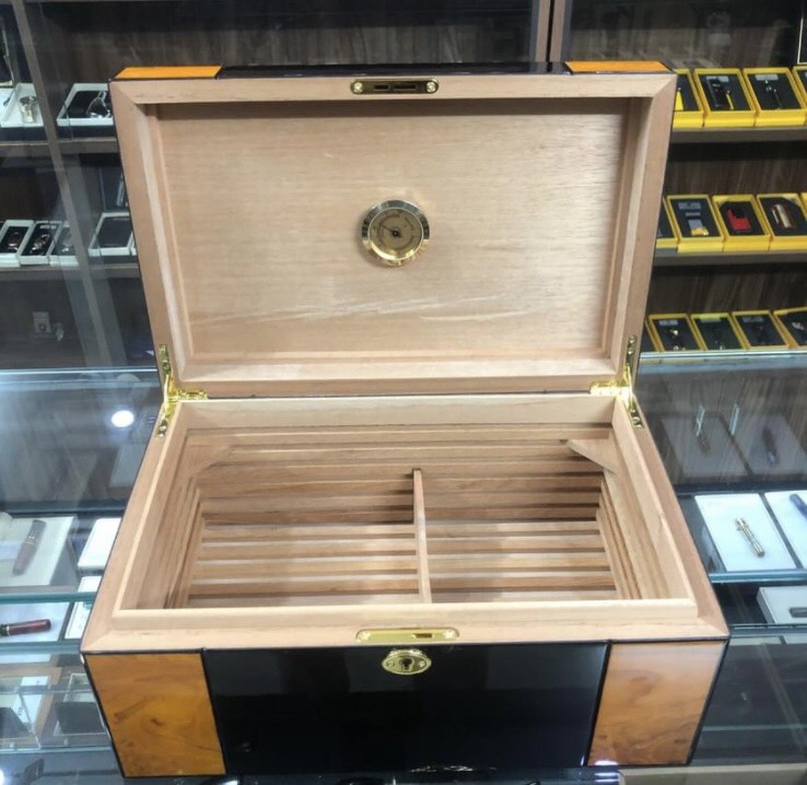 z3707621418443_fea1b1208935c6141b5f9ac81ba3b4e9