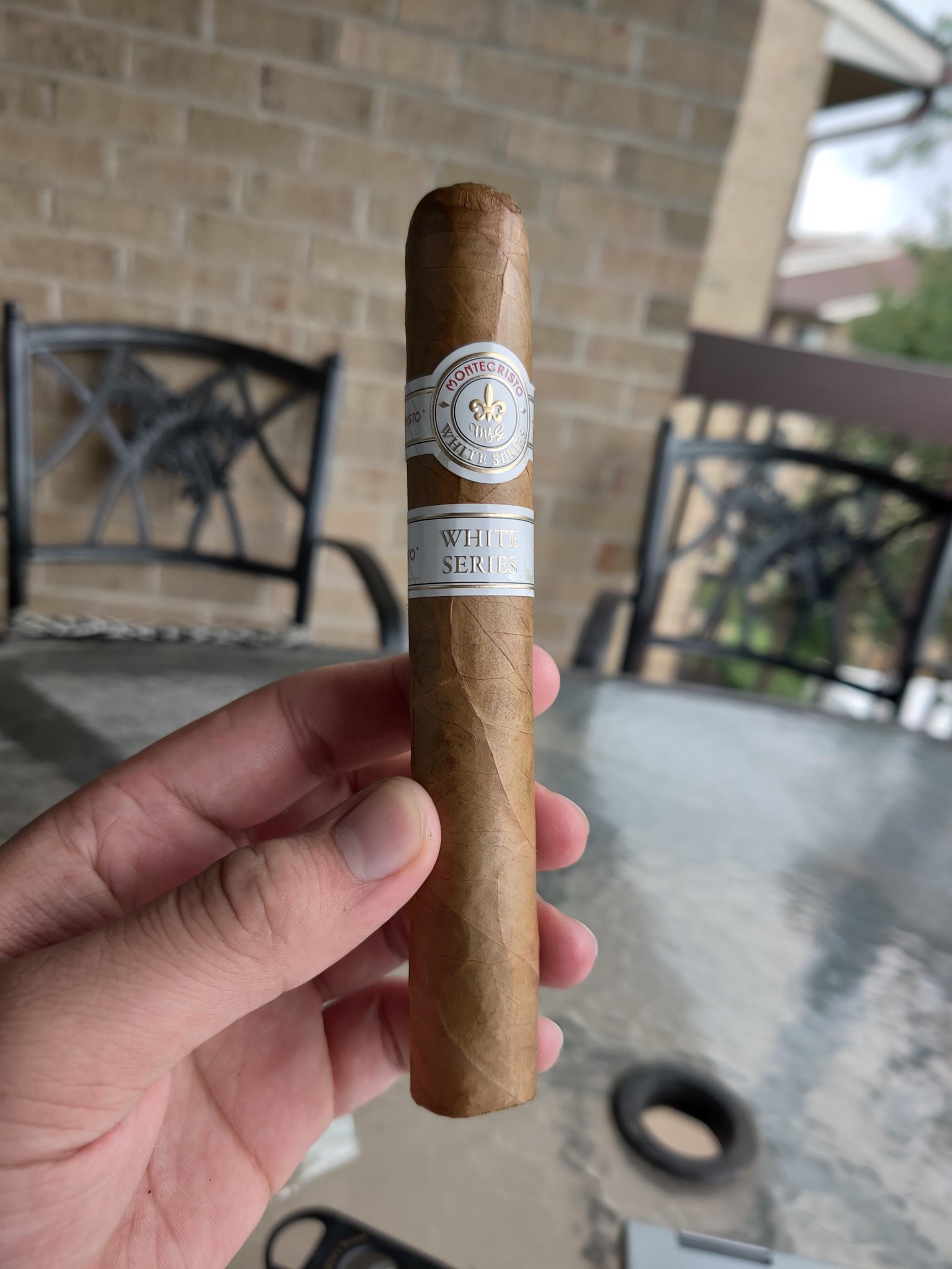 Montecristo White Label Toro Grande Tubos