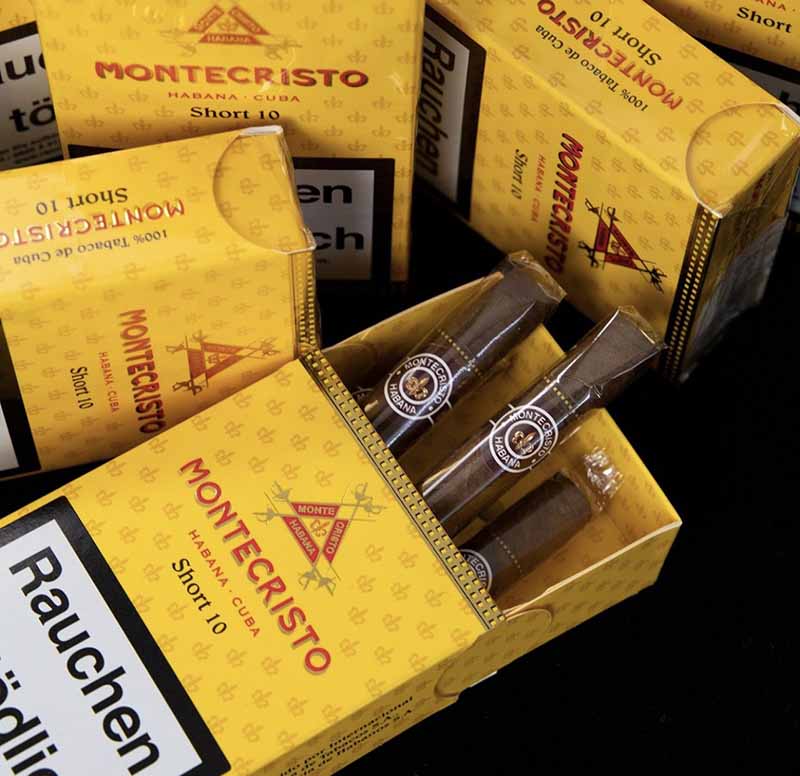 Xi-ga-Montecristo-Short-10