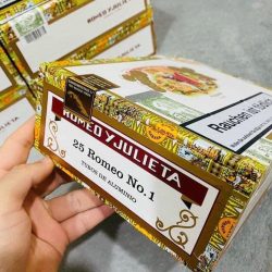 Xì gà Romeo Y Julieta No.1 Tubos – Hộp 25 Điếu