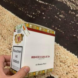 Xì Gà Romeo Y Julieta No2 Tubos - Hộp 15 Điếu