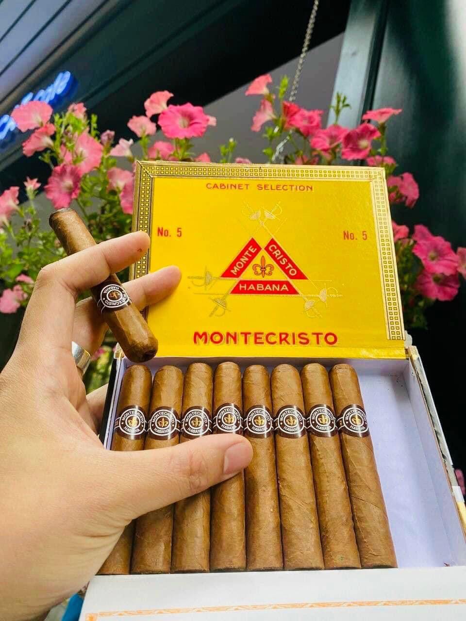 z3301625382153_f873f3debbe24a2ac105c40ac7aa302b