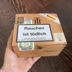 Xì Gà Trinidad Reyes - Hộp Gỗ 24 Điếu