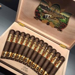 Xì Gà Oliva Serie V 135 Aniversario Edición Real - Hộp Gỗ 12 Điếu