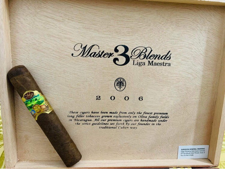 z3329491695892_67f7fb3adce2354477b6d66192193ce4