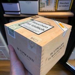 Xì Gà H.Upmann Magnum 54 – Hộp Gỗ 25 Điếu