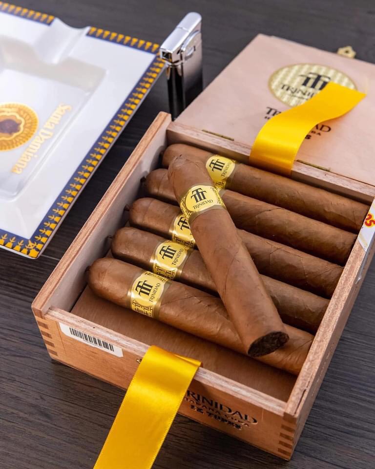 trinidad topes 12 điếu