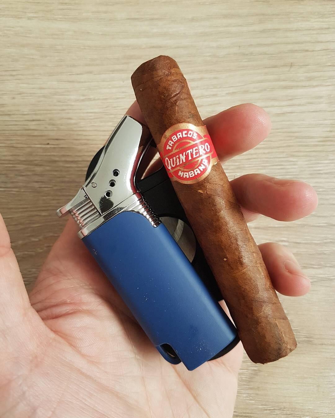 Xì gà Quintero Petit