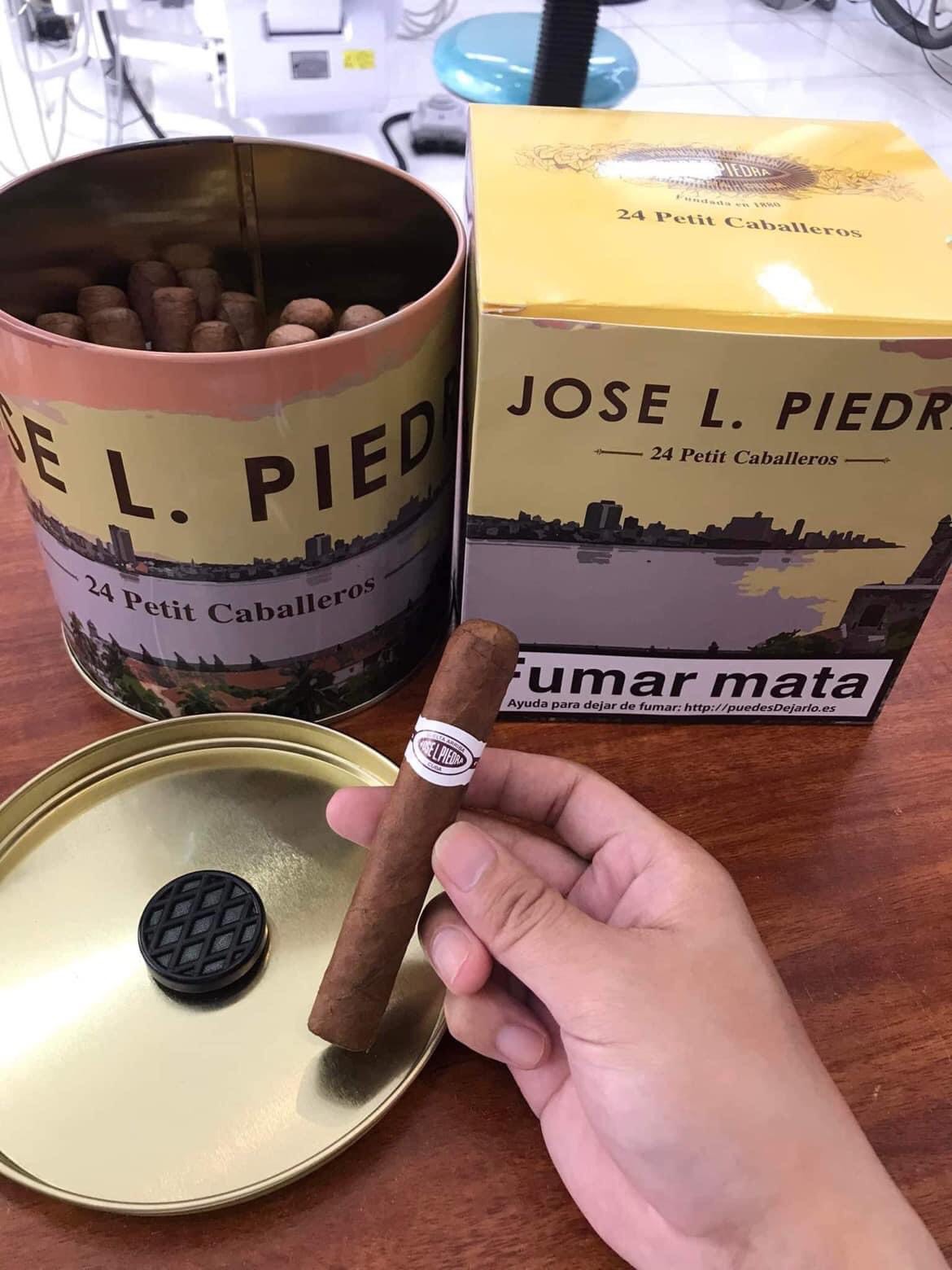 z3469087337691_56fae13123917eed3eb35ea96f85df94