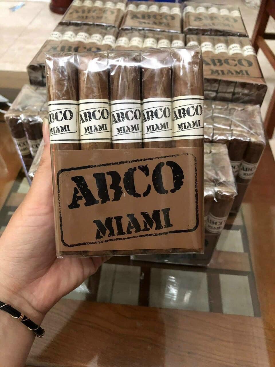 z3483868299210_7c52e6af10682d92d5aa81ffbaef7bb5