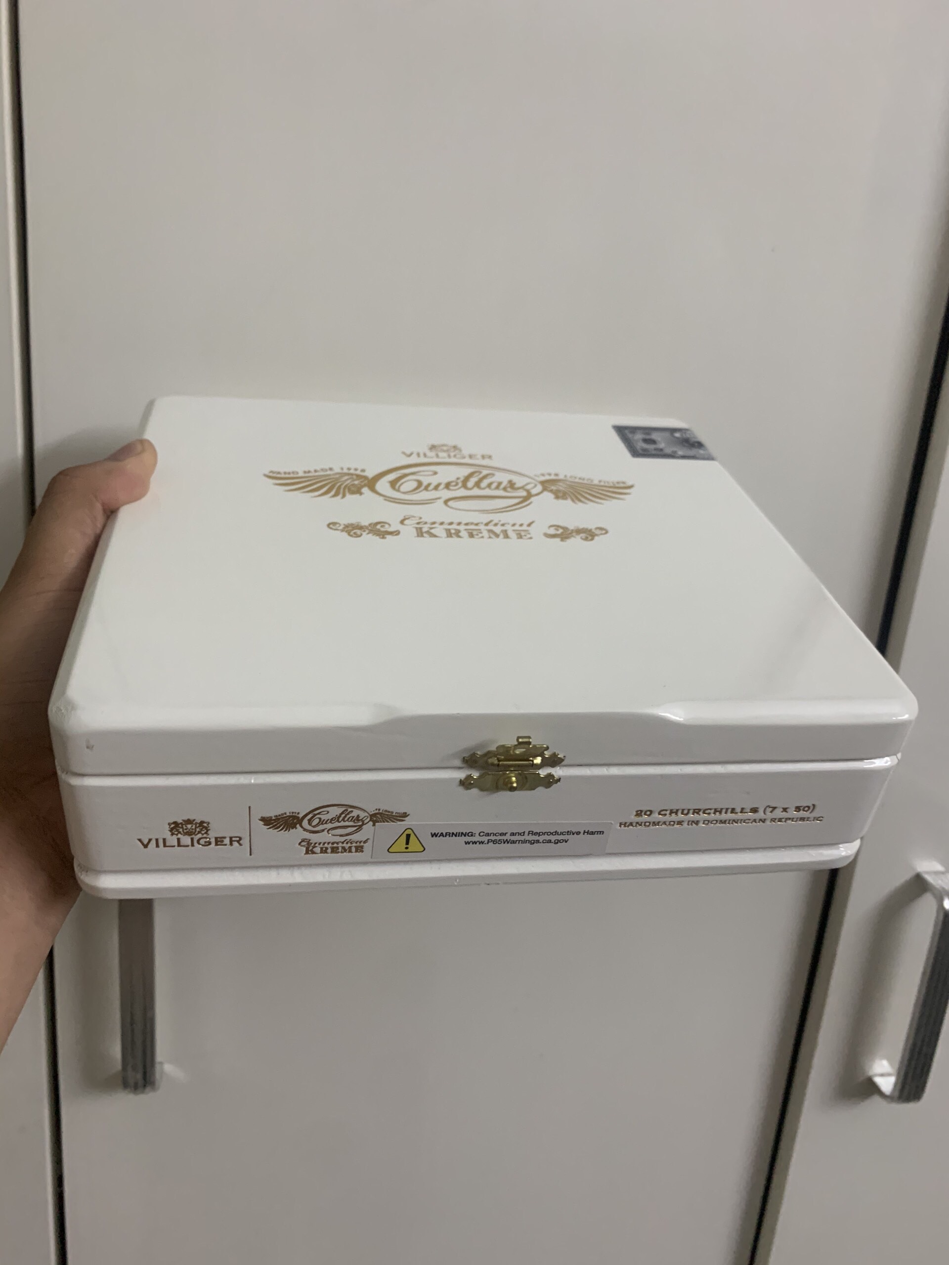 Villiger Cuellar Connecticut Kreme Churchill