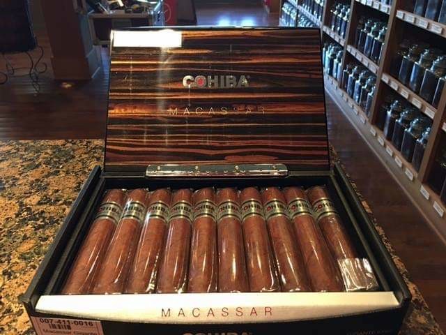Xì Gà Cohiba Macassar Double Corona hộp gỗ 10 điếu