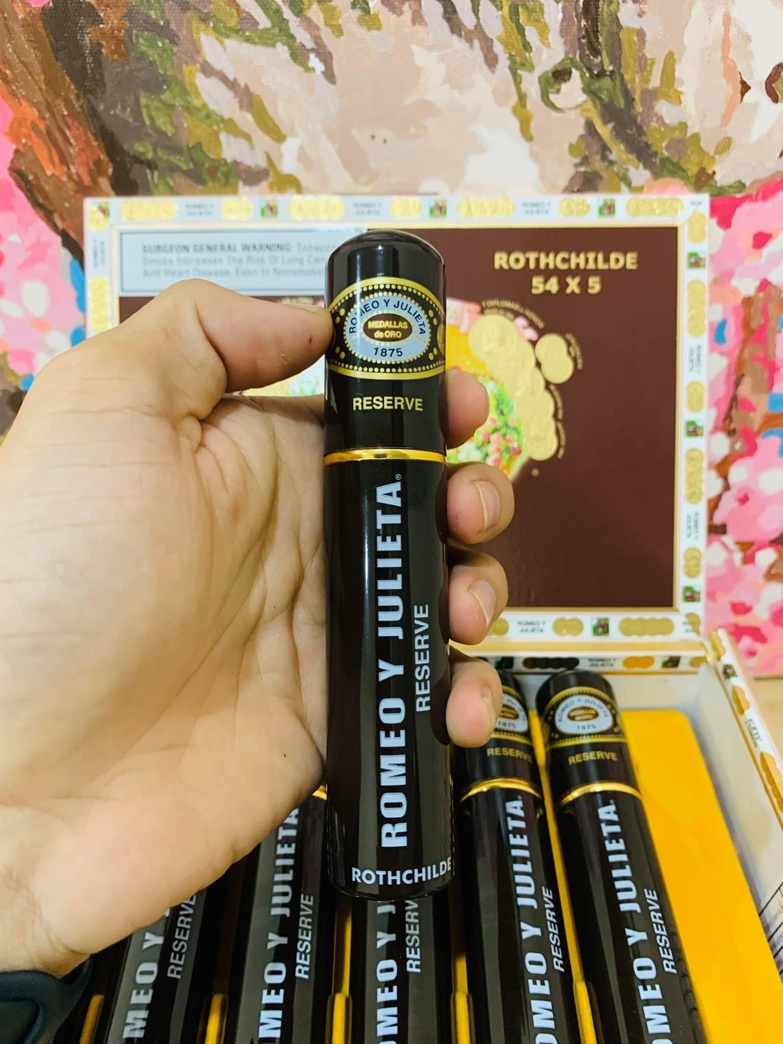 z3976172423852_8c366527839584367369cc7c9ce0d72a