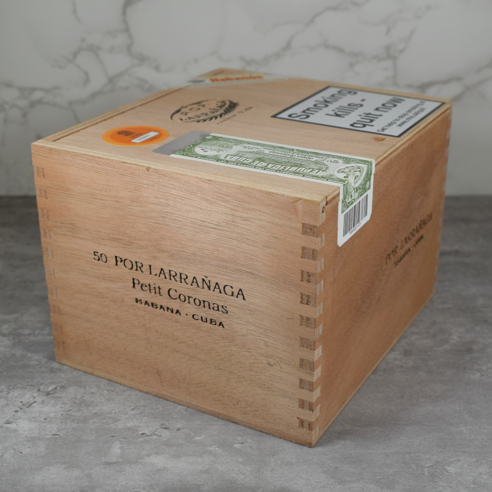 Por Larranaga Petit Coronas Hộp Gỗ 50 Điếu