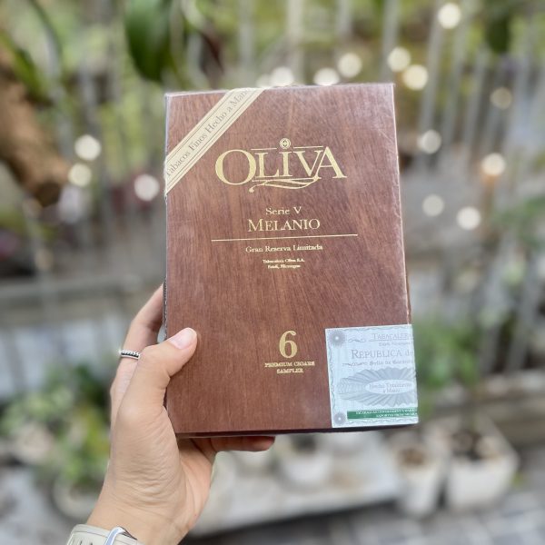 cigar-oliva-serie-v-melanio-6-premium-cigars-sample-1670555475970-600x600