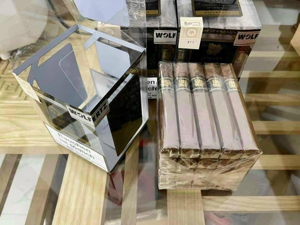 f7d8711f6daec6f09fbf17