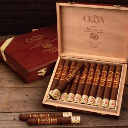 Xì Gà Oliva Melanio JR 50th Anniversary Round Toro Hộp 10 Điếu