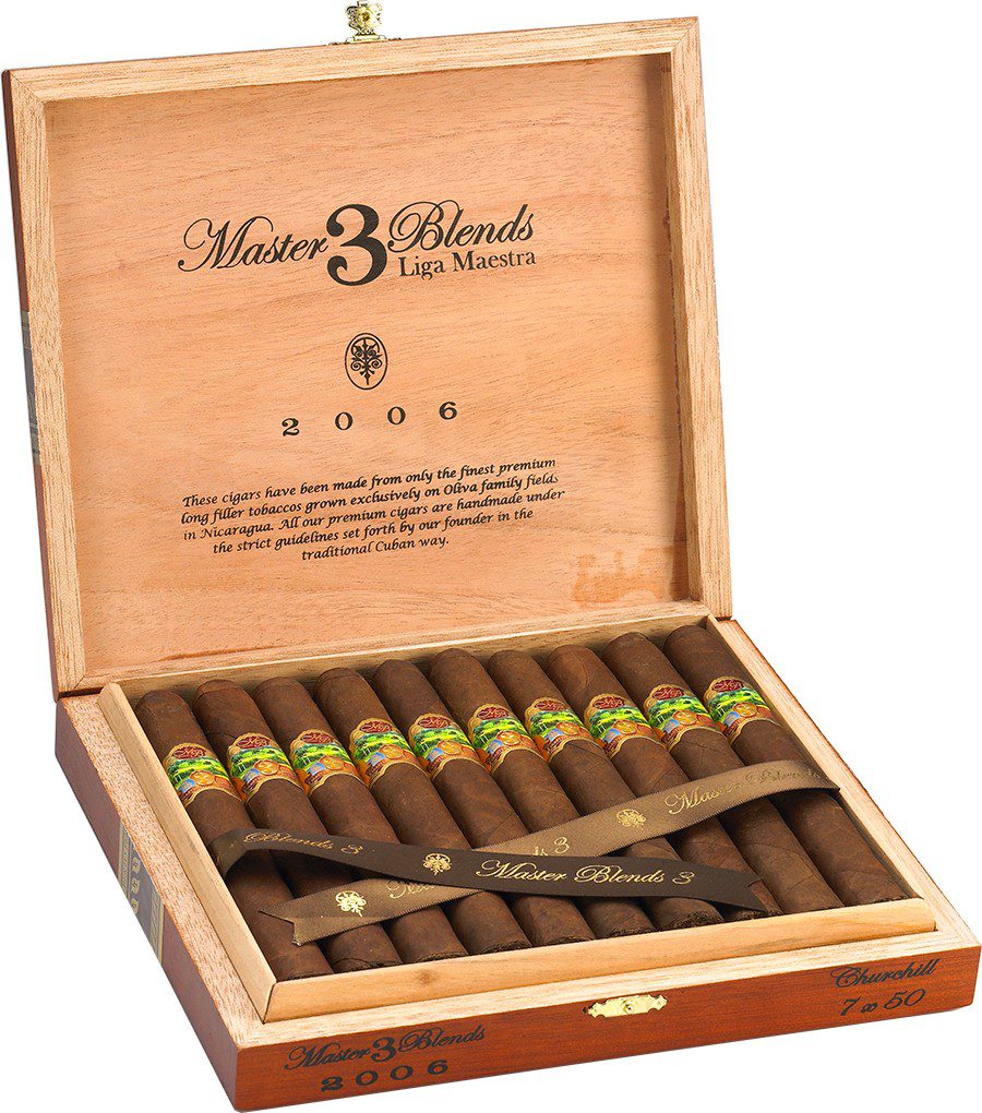 Oliva-Master-Blends-3-CHURCHILL