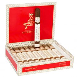 Xì Gà Montecristo Crafted by AJ Fernandez Toro Hộp 10 Điếu